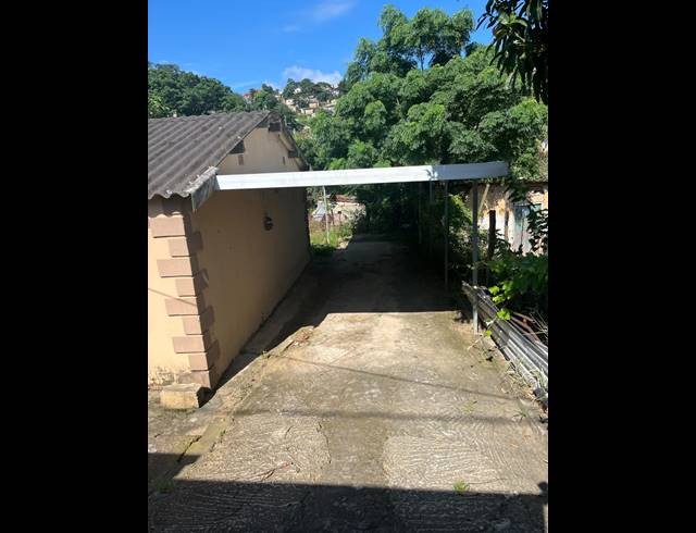 2 BEDROOM HOUSE RENTED IN UMLAZI P